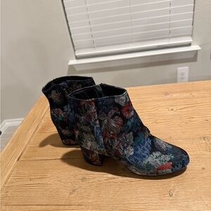 Elegant Floral Ankle Booties